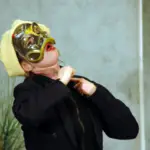 „Arlecchino & Co“, die berühmt-berüchtigten Figuren der italienischen Commedia dell´ arte, machen in Person von Franz Blauensteiner und der quirrligen Rezka Kanzian in Graz Station.