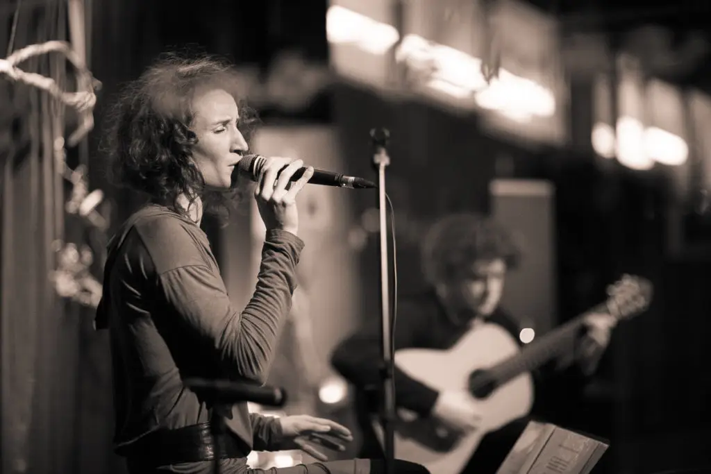 Die anderen Seiten Literatur und Musik im werk raum studio